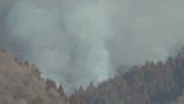 扇山の山林火災　延焼続くも住宅に燃え移る危険性極めて低い　大月市宮谷地区の避難指示は解除　山梨