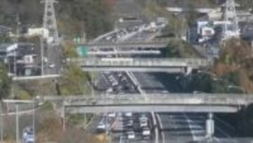 中央道上り線　小仏トンネル付近を先頭に渋滞19km　【24日午後2時00分現在】