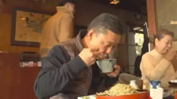 大みそか「年越しそば 」で1年の締めくくり　そば店にぎわう