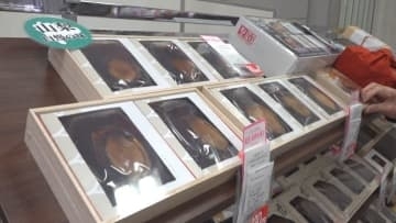 「物価高だからこそ ちょっと贅沢なものを」お歳暮ギフトセンター開設　身近な人や自分へのご褒美として需要高まる　山梨・岡島