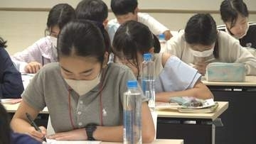 1日の勉強時間は10時間 進学塾による夏季勉強合宿スタート　山梨