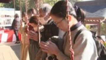 「厄払いと家族の健康を祈った」年に1度、どんな願いも　伝統の厄除地蔵尊大祭　甲府市・塩澤寺