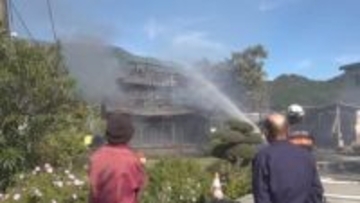 「あっという間だった」住宅と倉庫などあわせて3棟を全焼　倉庫から燃え広がったか　山梨・大月市