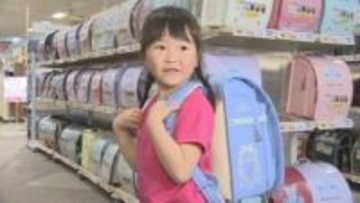 “高機能かつ低価格”がイチオシ　入学式を終えたばかりでも　早くも来年度のランドセル商戦はじまる　山梨