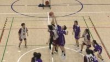 新体育館で高校バスケットボールの交流大会　親睦深め日頃の練習の成果を確認