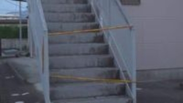 アパート隣人男性の首を包丁で切りつけたか　無職の男を殺人未遂容疑で緊急逮捕　山梨・中央市