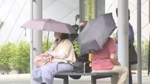 「あまりにも今年は暑い」甲府は29.6度　7月上旬並みの暑さ　熱中症の疑いで1人搬送　山梨