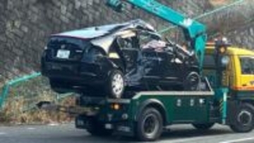 【速報】3人が乗った乗用車が横転　1人が重体の模様　国道413号の通行止め解除　山梨・道志村