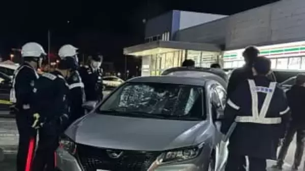 【速報】強盗事件　現金2000円とカップ麺2個を奪って逃走　容疑者とみられる男の身柄を確保　山梨