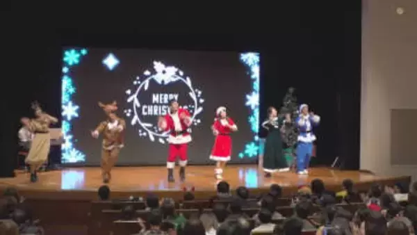 ダンスに生演奏に合わせた朗読も　スゴろくHAPPY CHRISTMAS