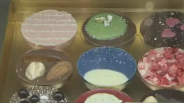 「見ていてワクワク」　普段お目にかかれないチョコレートに出会える！　定番から海外ブランドまで50店が勢ぞろい　バレンタインマルシェ始まる　甲府・岡島