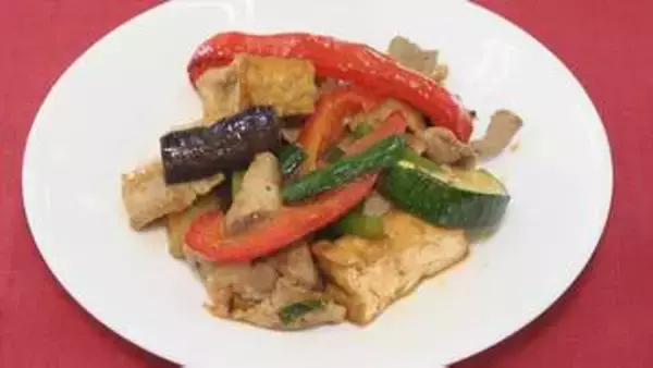 夏バテ予防レシピ　『豚肉と厚揚げのオイスター炒め・アサリと小松菜のミルクスープ』　山梨学院短期大学の生徒が考案