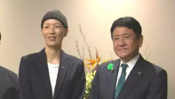 女子バスケ山梨クィーンビーズ関係者が甲府市長を表敬訪問　来シーズンの一部昇格誓う