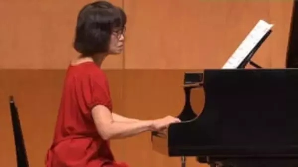 「ピアニストが夢だった」　発表機会に恵まれず夢を諦めた人のためのコンサート　女性が50年ぶりの演奏に挑戦　山梨