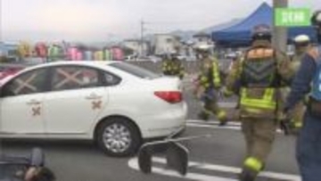 本番さながら　会場に暴走車、けが人は20人を想定　事前連絡なしの救助訓練　山梨・笛吹市消防本部