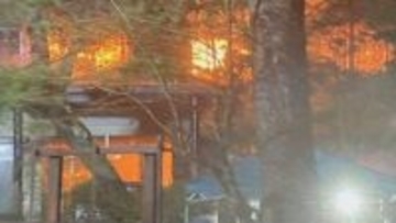 元民宿の住宅1棟が全焼　80代の男女2人が死亡　現在は営業せず宿泊客もおらず　山梨・山中湖