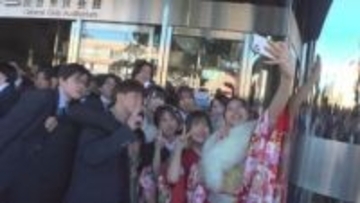新たな門出を祝う「二十歳のつどい」　甲府市は2043人が大人の仲間入り