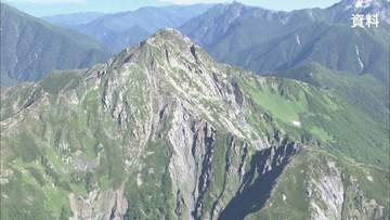 山岳遭難が相次ぐ　女性2人を県警ヘリが救助　いずれも登頂後の下山途中で足を滑らせる　山梨・北岳、茅ヶ岳