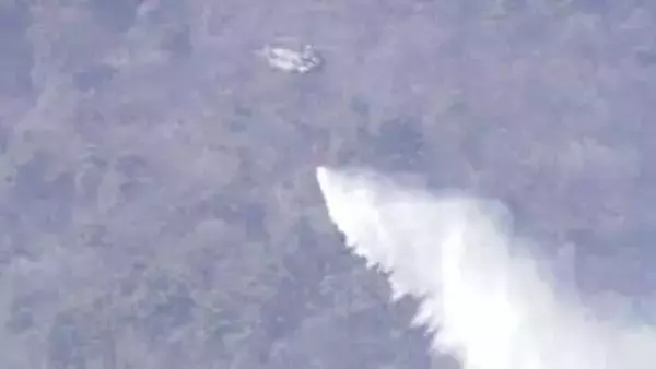 【LIVE画像あり】山林火災は発生から４日目　延焼続き鎮圧のめどたたず　火は最も近い住宅まで約30メートルに迫る　火の不始末など人為的な理由で出火か　山梨・上野原市