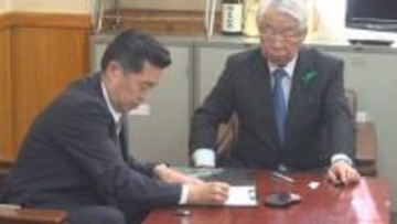 「しっかり言う会派にしたい」「統一地方選も視野に」　立憲民主党系の会派に公明党の県議が合流　山梨県議会