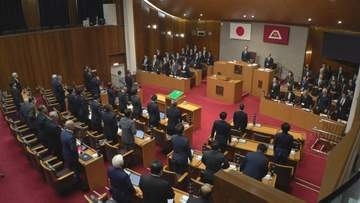 賃上げ支援や物価高対策などに135億円　補正予算案を可決し閉会　一方、公明・佐野弘仁県議が立憲系会派を離脱へ