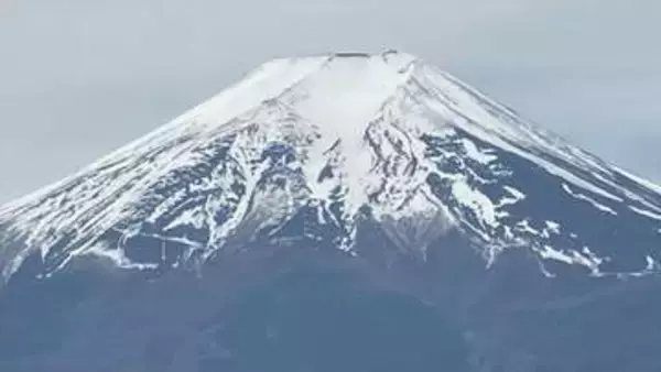 富士山の9合目で滑落　スキーをするため登山のアメリカ人男女2人を救助　山梨