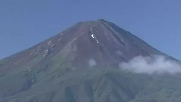富士山でインドネシア国籍の男性が死亡　登山ツアーで休憩後の集合場所に現れず、別の登山者が発見