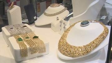 出展の総額はなんと1200億円！中国に代わり東南アジア各国で需要　ジュエリー展示会　山梨・甲府