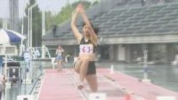 高校総体　陸上　女子の三段跳び　甲府南高校の野澤和心選手が大会記録を更新　山梨