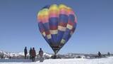 「雪原から青空へ飛行  おぢや風船一揆【新潟】」の画像1