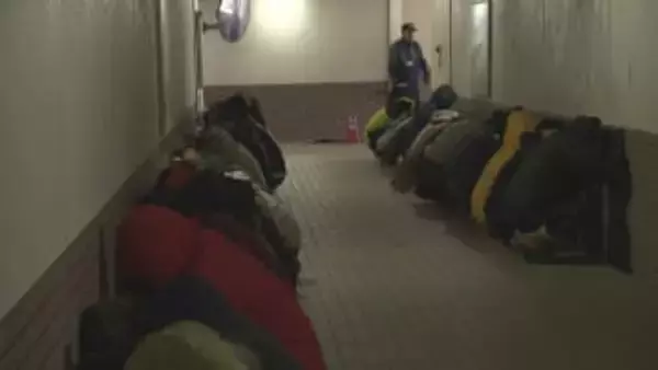 弾道ミサイル発射を想定し妙高市で住民避難訓練 凍った道を歩き地下道へ避難【新潟】