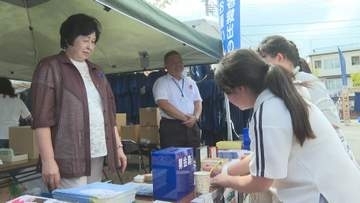 アースセレブレーションの会場で曽我ひとみさんが署名呼びかけ【新潟】