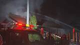 「「車庫が燃えている」住宅への延焼・ケガ人なし、火事の影響でJR白新線が一時運転見合わせ【新潟･東区】」の画像1