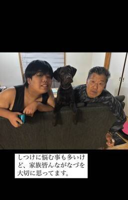 子犬のお迎え日、お兄ちゃんが号泣…家族としての『1年間の軌跡』が感動的だと2万再生「素敵な家族」「とっても可愛い」
