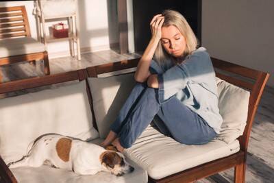 犬を最優先にしすぎることで起こるリスクとは？飼い主が陥りやすい状況や対策まで