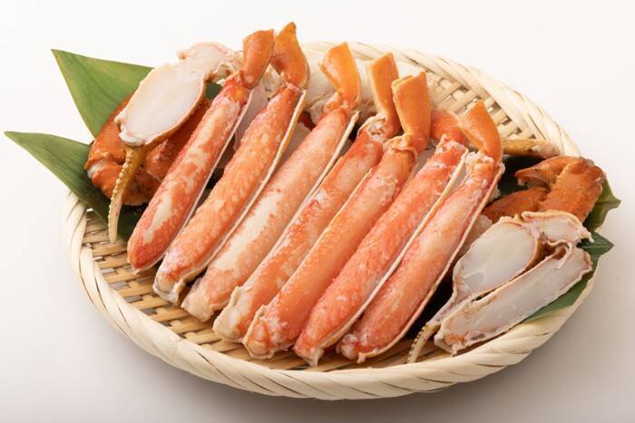 【獣医師監修】犬にカニカマを与えてはいけない！食べさせない方がよい理由を解説