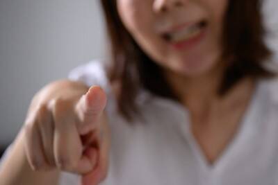 犬の『しつけが下手な人』がやりがちな絶対NG行為５選　信頼関係が崩壊する飼い主の行動まで