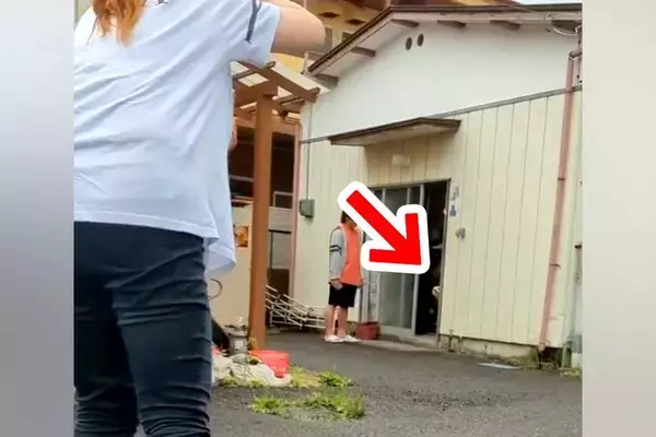 突然入院することになった女性→退院後、愛犬にサプライズで会いに行った結果…『再会の瞬間』が泣けると27万再生「最高」「だから犬が好き」