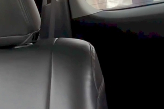 車で帰宅時、ふと『後ろから視線を感じた』結果→振り返ってみると…今すぐ車から降りたくなる『まさかの光景』に反響「哀愁がｗｗ」「たまらん」