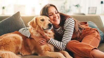 犬が『幸せ』だと思っているときにする行動５選　絶対に見逃したくないサインとは？