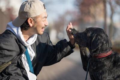 犬が『人間に腰を振る』心理5つ　マウンティングをする理由や止めさせる方法まで解説