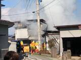 「「家が燃えている」…山形市で住宅火災　隣接の住宅にも延焼　けが人なし」の画像1