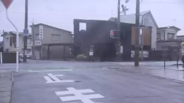 鶴岡市で登校中の小学生男子児童３人が横断歩道で車にはねられけが　運転していた男を逮捕