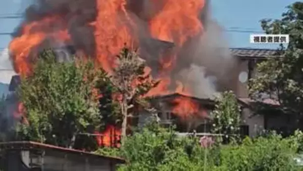 突然の爆発音で住宅全焼 白鷹町で火災発生 3人搬送 河北町でも住宅全焼