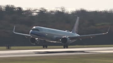 海外と庄内空港を結ぶチャーター便が1年9か月ぶりに到着　台湾からは7年半ぶり