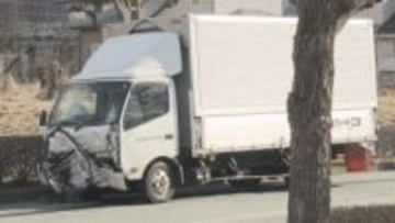 天童市の十字路で出合い頭事故　乗用車運転の74歳男性が死亡　一時停止標識ある交差点