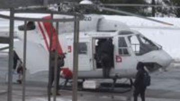 飛島へ衆院選の投票用紙をヘリで空輸　悪天候で船欠航続き準備困難に　酒田市選管「記録にない対応」