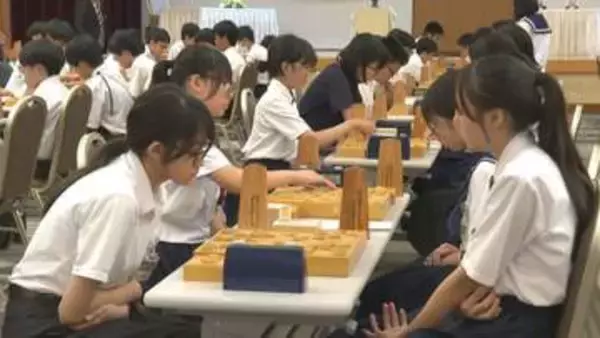 未来のプロ棋士が対局 将棋の街天童で全国中学生選抜将棋選手権大会が開幕