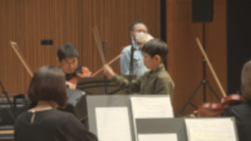 「指揮を振った 楽しかった」プロの前で指揮体験 高価な楽器にも触れられる山形市の音楽イベント