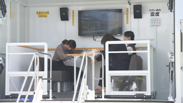 「自身の防災意識につなげていきたい」山形県が地震体験車を導入 南海トラフ地震想定の揺れを体験